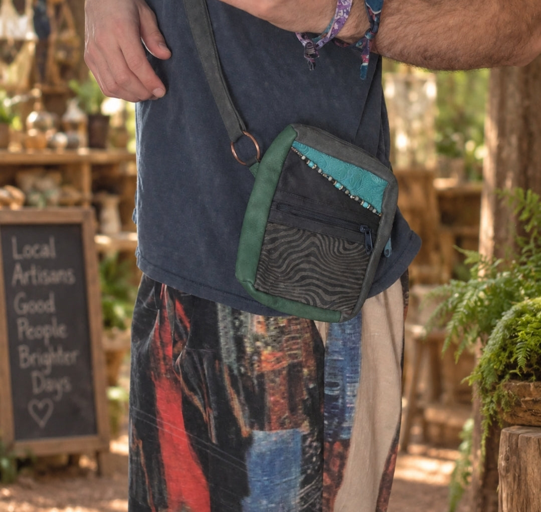 The Shore Treader Pouch